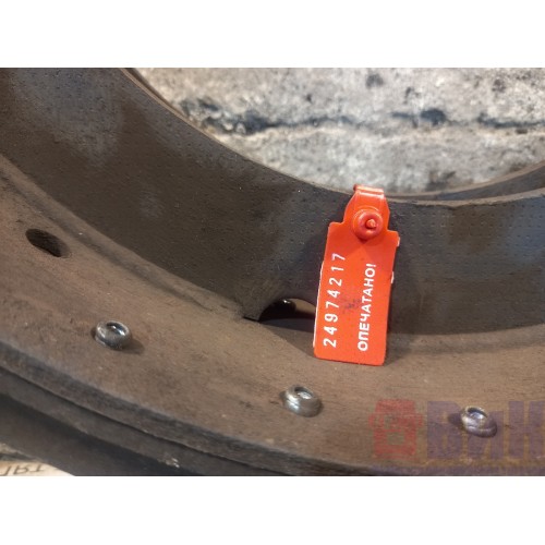 Колодка тормозная Volvo FH 12 285650 передняя 17см (бараб.торм) (217)-1