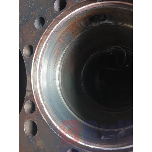 Блок цилиндров двигателя Volvo D12D (443)-15