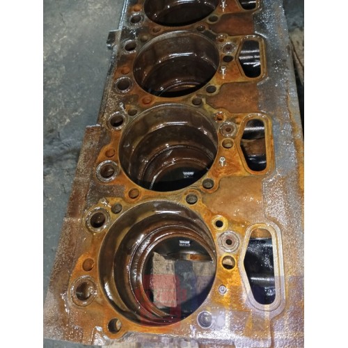 Блок цилиндров двигателя Scania 4 PDE (911)-31