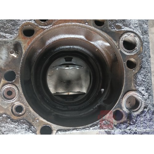 Блок цилиндров двигателя Scania 4 PDE (911)-4