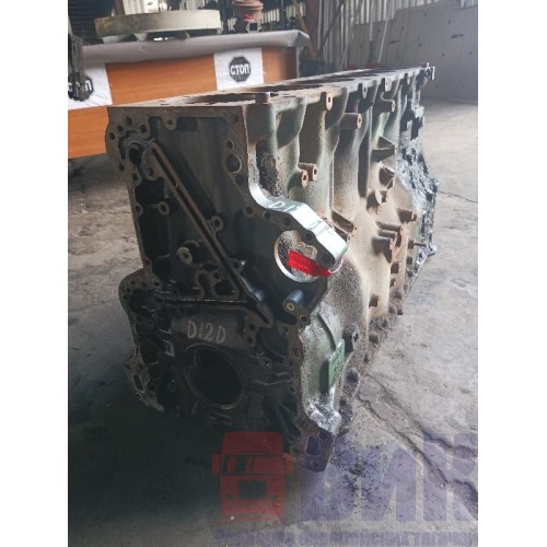 Блок цилиндров двигателя Volvo D12D (433)-5