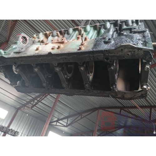 Блок цилиндров двигателя Volvo D12D (433)-24