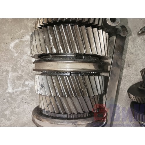 Вторичный вал Mercedes Benz G-210 без шестерни лучевой (801)-3