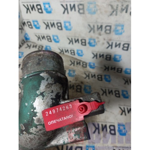 Фланец системы охлаждения Volvo FH12 D12C 257764 (263)-2