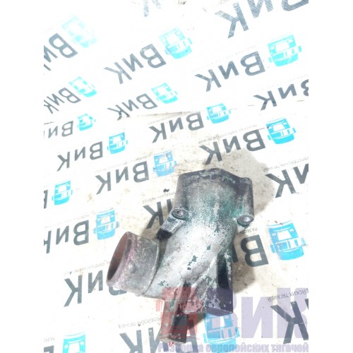 Фланец системы охлаждения Volvo FH12 D12C 257764 (263)-3