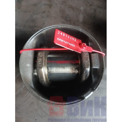 Поршень Volvo D12A (352)-6