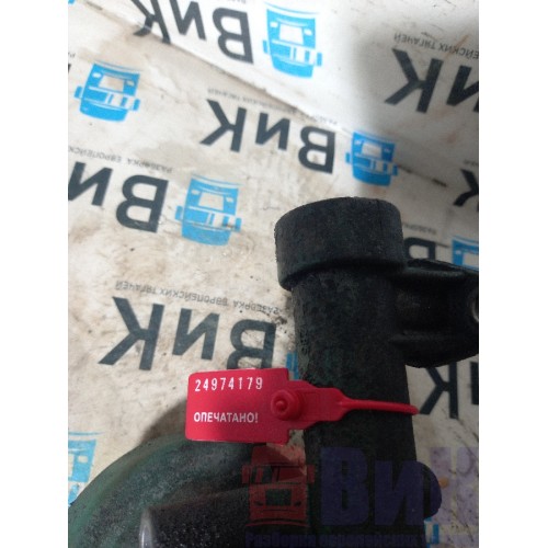 Корпус масляных фильтров Volvo FH12 D12C 257764 (179)-2