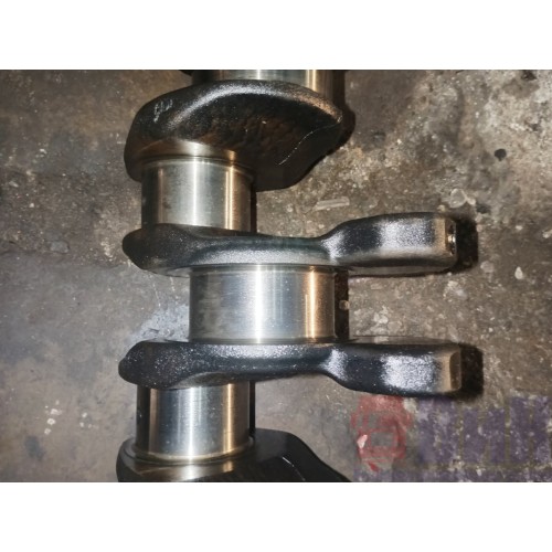 Коленчатый вал (коленвал) Volvo D12D (со ступицей) под полировку (337)-10