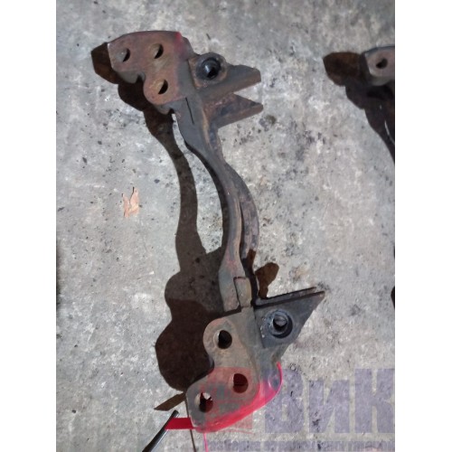 Скоба суппорта DAF (624)