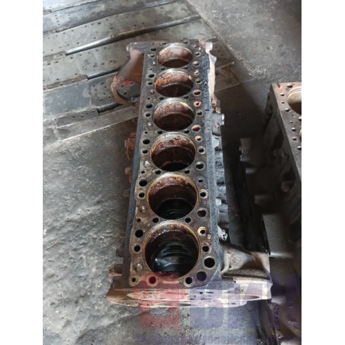 Блок цилиндров двигателя Iveco Cursor 10 Е3 (183)-3