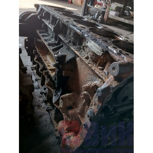 Блок цилиндров двигателя Iveco Cursor 10 Е3 (183)-1