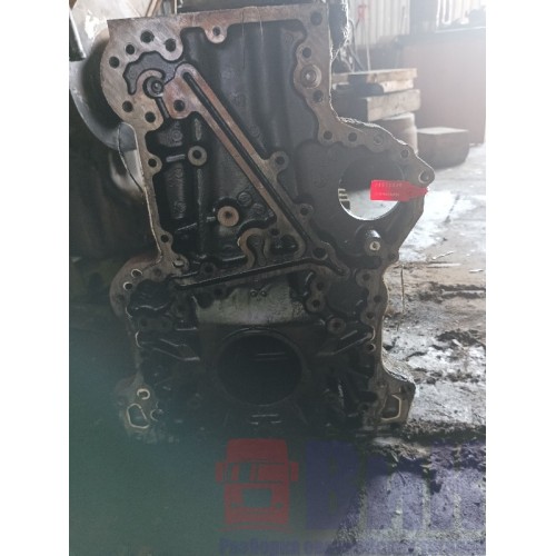 Блок цилиндров двигателя Volvo D12A (326)-2