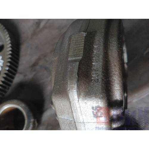 Шатун Renault DXI 12 (109)-4