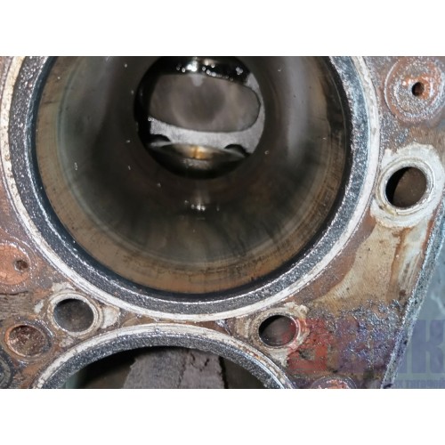 Блок цилиндров двигателя Iveco Cursor 8 (112)-31