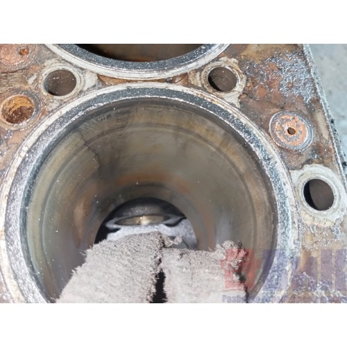 Блок цилиндров двигателя Iveco Cursor 8 (112)-32