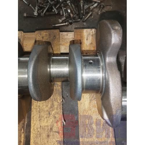 Коленчатый вал (коленвал) Volvo D12A (065)-14