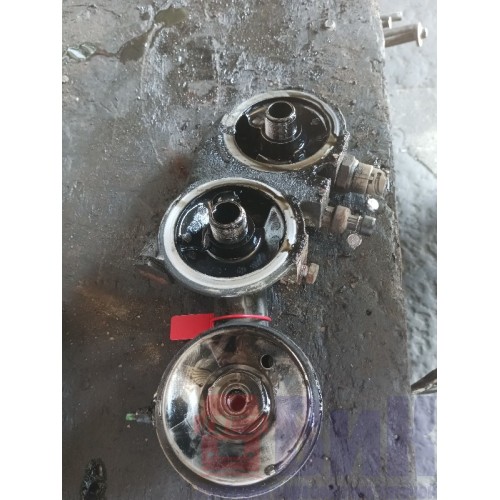 Корпус масляного фильтра Renault Magnum MACK 430 с датчиками (057) 