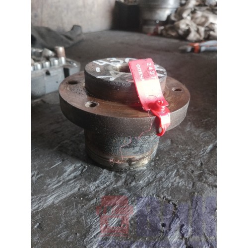 Ступица коленвала Renault Magnum MACK 430 (058)-2