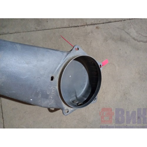 Патрубок воздушного фильтра Iveco stralis (942)-1