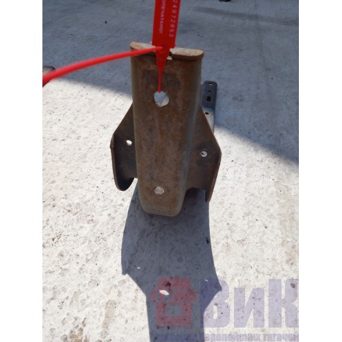 Кронштейн ящика АКБ DAF 95 (953)-2