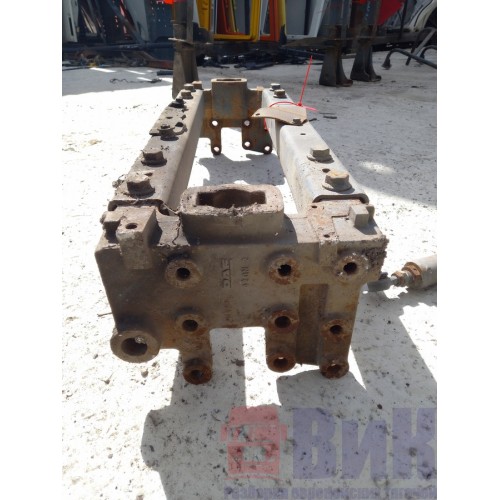 Кронштейн буксировочного крюка DAF CF в сборе (950)-4