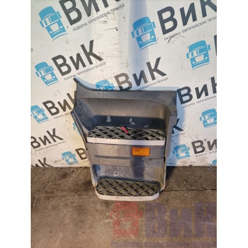 Подножка основная Scania P380 023941 RH (698)