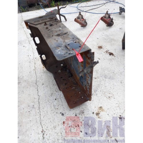 Ящик АКБ Iveco (914)-2