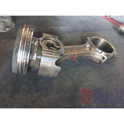 Шатун Renault DXI 11 в сборе с поршнем (011)-4