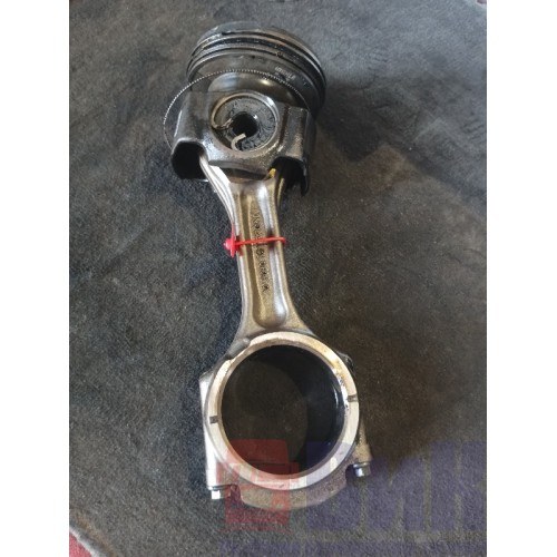 Шатун Renault DXI 11 в сборе с поршнем (014)-6