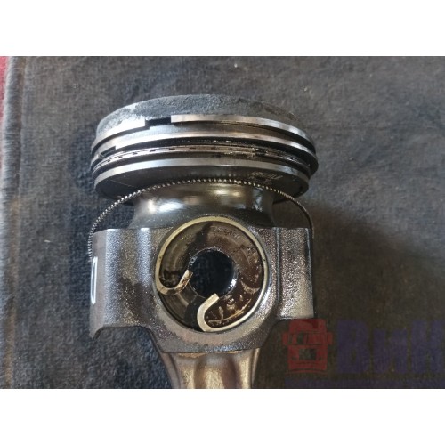 Шатун Renault DXI 11 в сборе с поршнем (014)-10