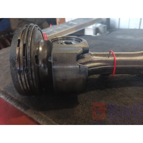 Шатун Renault DXI 11 в сборе с поршнем (013)-7