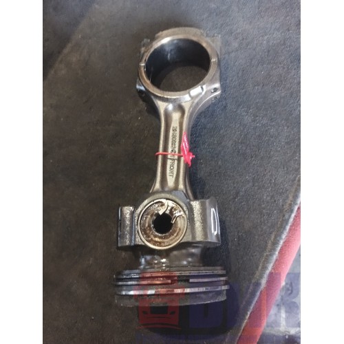 Шатун Renault DXI 11 в сборе с поршнем (012)