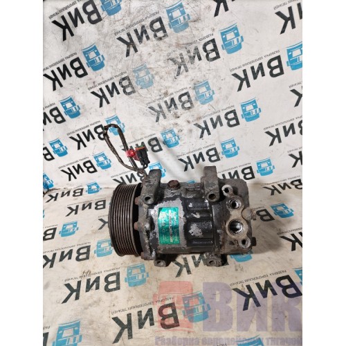 Компрессор кондиционера Scania R340 HPI 402962 (569)