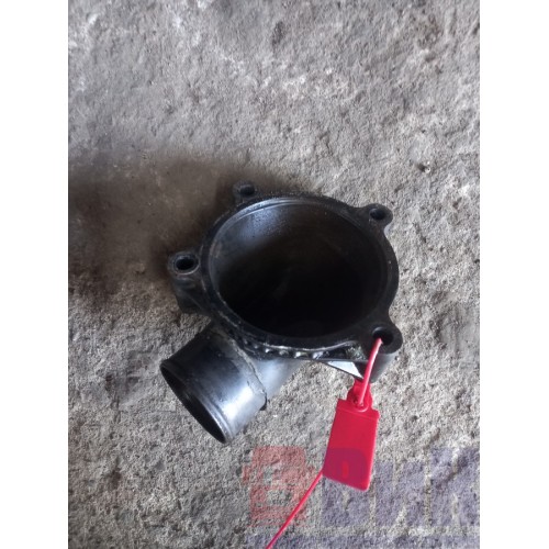 Патрубок термостата Renault/Volvo/DXI 11/12/13/ D13 (907)-1