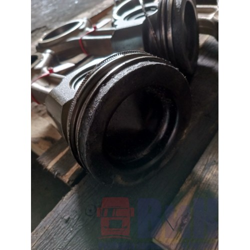 Шатун Renault DXI 13 в сборе с поршнем (159)-4