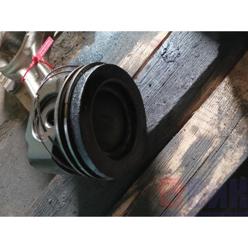 Шатун Renault DXI 13 в сборе с поршнем (158)-1