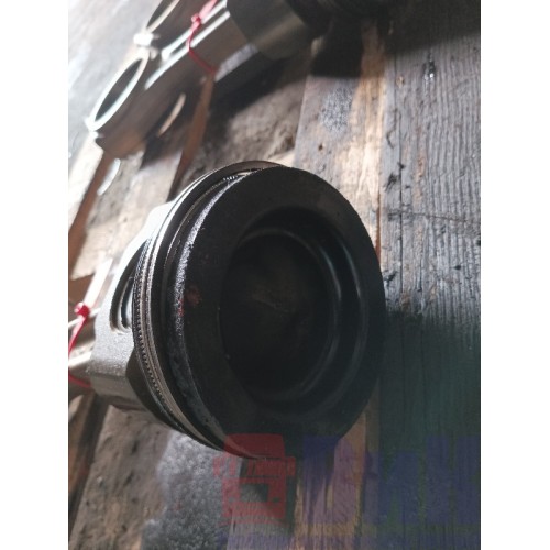 Шатун Renault DXI 13 в сборе с поршнем (157)-1