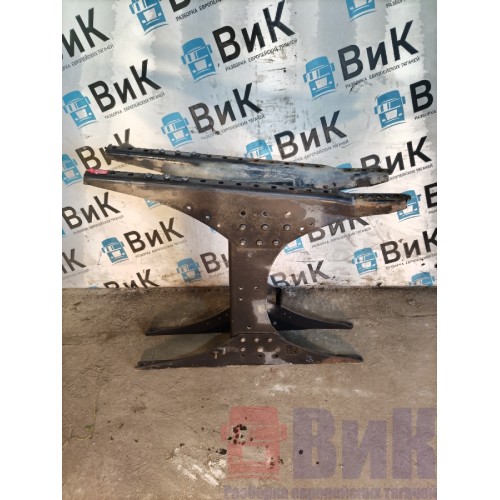 Траверса MAN TGS 155964 центральная (356)