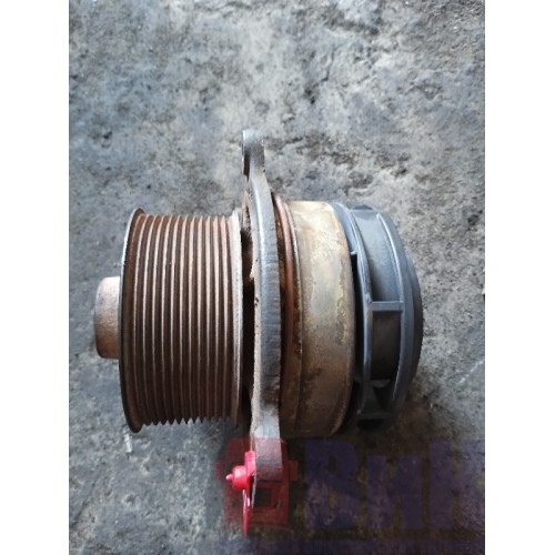 Насос водяной (помпа) Iveco Cursor 10 (138)-1