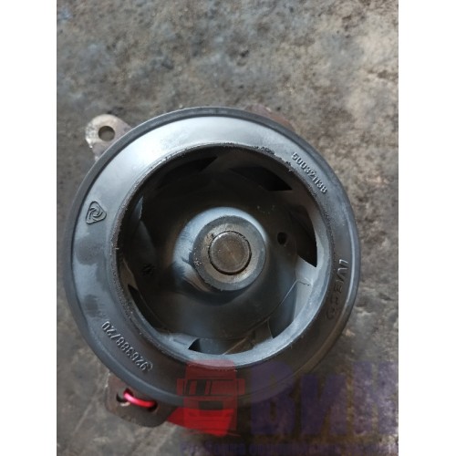 Насос водяной (помпа) Iveco Cursor 10 (138)-4