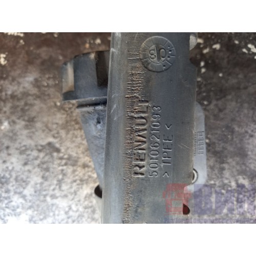 Маслозаливная горловина Renault (895)-2