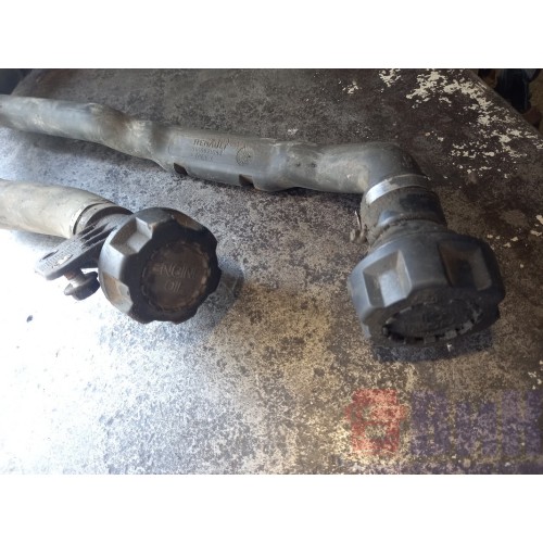 Маслозаливная горловина Renault (895)-3