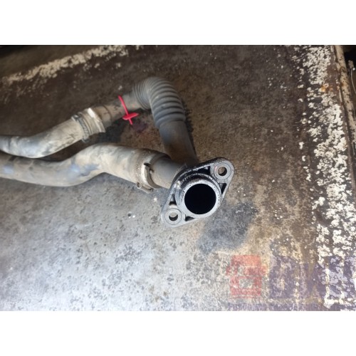 Маслозаливная горловина Renault (895)-1