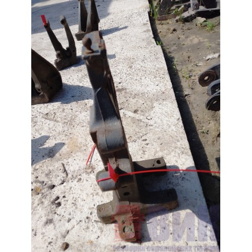 Кронштейн пневмоподушек Scania передний LH (248)-3