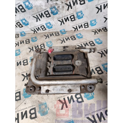Блок управления двигателем Renault Midlum DXI-7 (369)