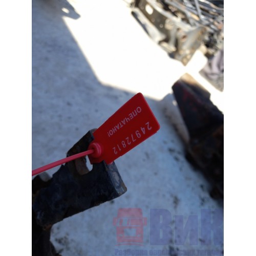 Кронштейн пневмоподушек Volvo FH (квадр.фары) LH (812)-2