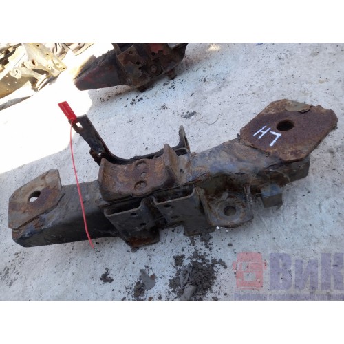 Кронштейн пневмоподушек Volvo FH (квадр.фары) LH (812)-1