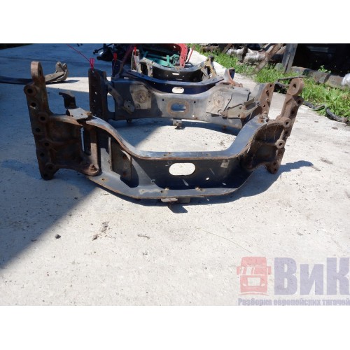 Траверса Renault Magnum под двигатель (819)-2