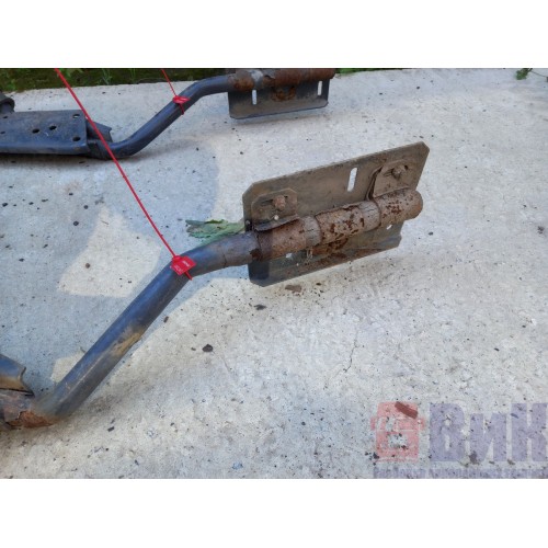 Кронштейн корпуса воздушного фильтра Volvo FH (803)-3