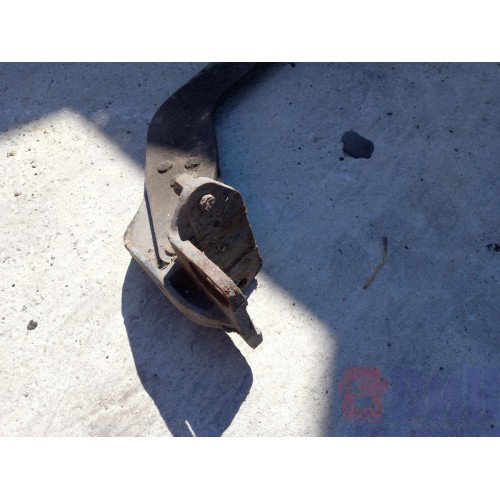 Траверса Volvo FH рамы (под пневмо) (801)-1